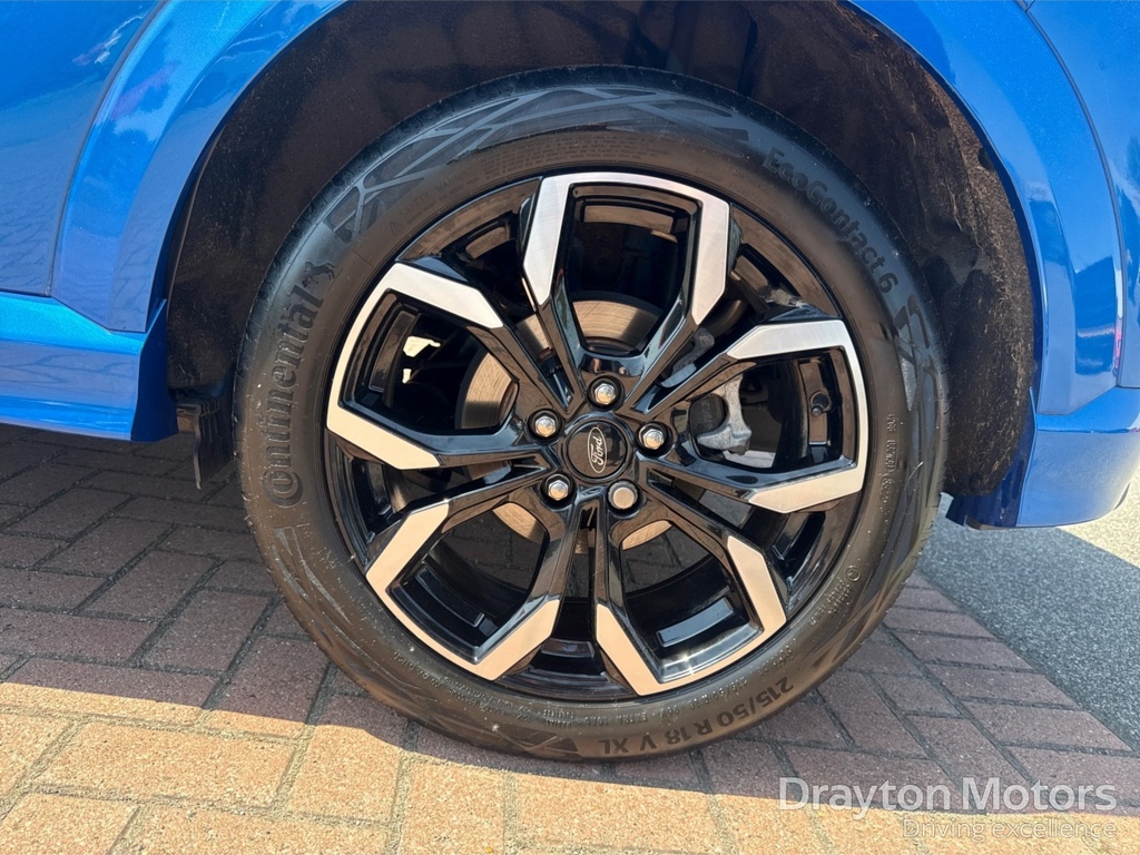 Ford Puma Suv Black #31