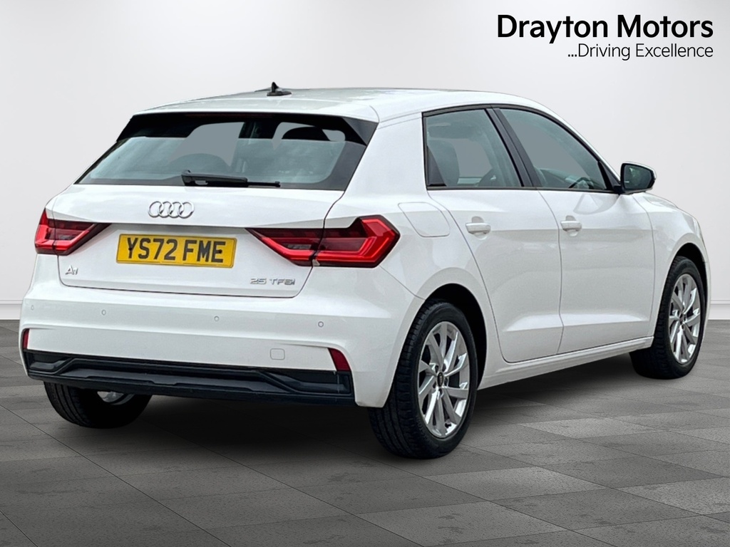 Audi A1 1.0 Tfsi 25 Sport Sportback Euro YS72FME White #6