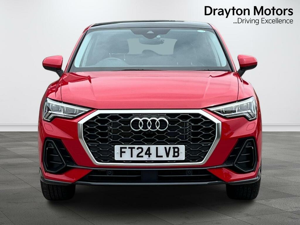 Audi Q3 1.5 Tfsi Cod 35 Sport Sportback S Troni Red #3