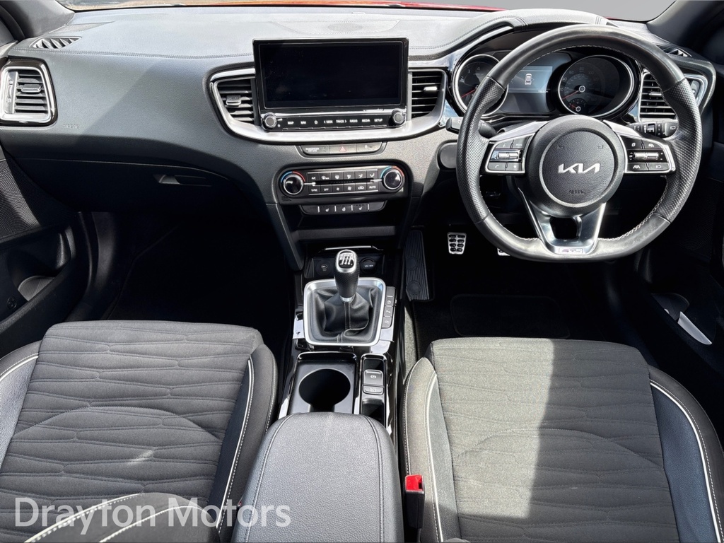 Kia Xceed 1.5 T-gdi Gt-line Suv Euro 6 S HN24DKV Red #2
