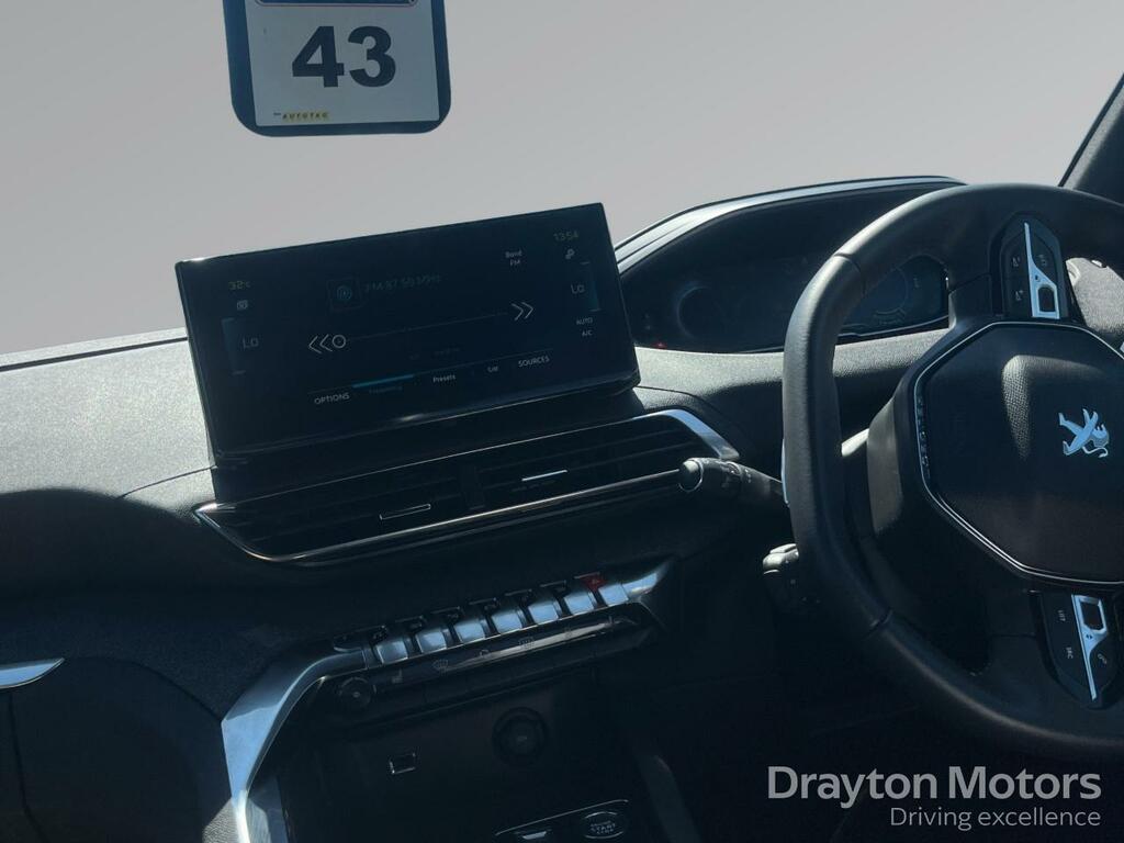 Peugeot 3008 1.6 12.4Kwh Allure Suv Plug-in Hybrid E FY74YBO Blue #2