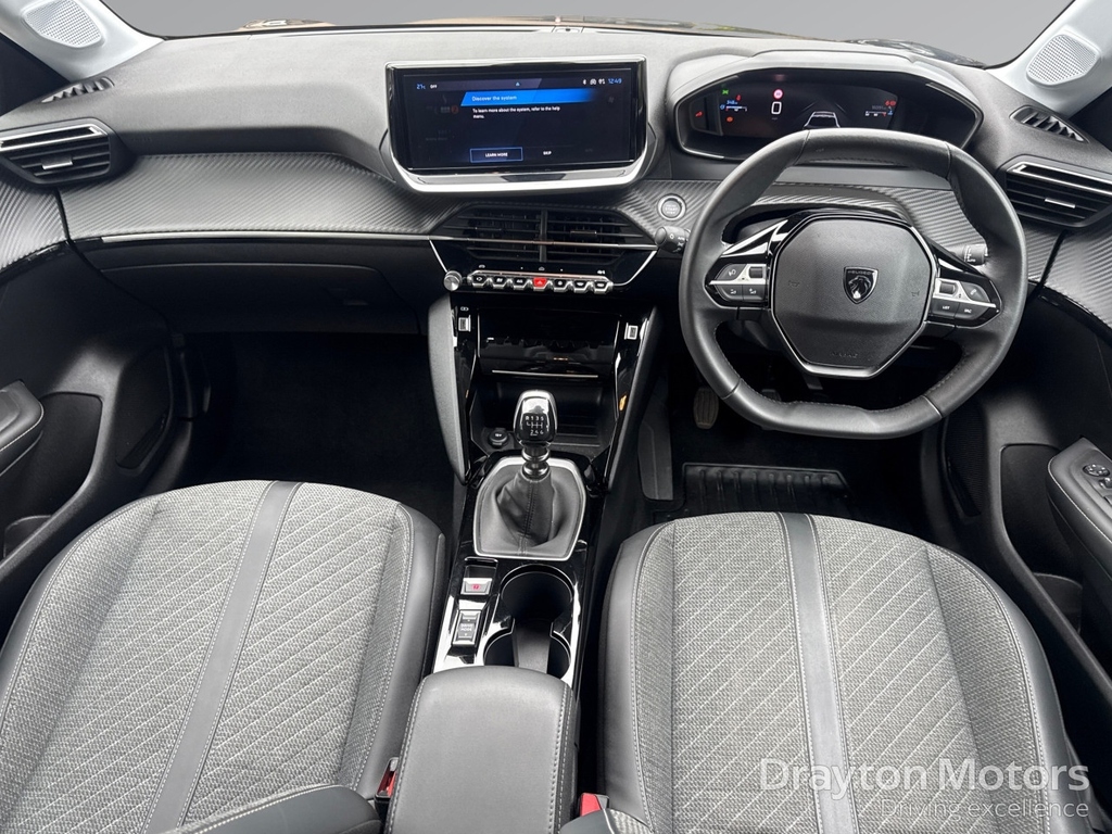 Peugeot 208 1.2 Puretech Allure Hatchback Eu FH74TYO Black #2