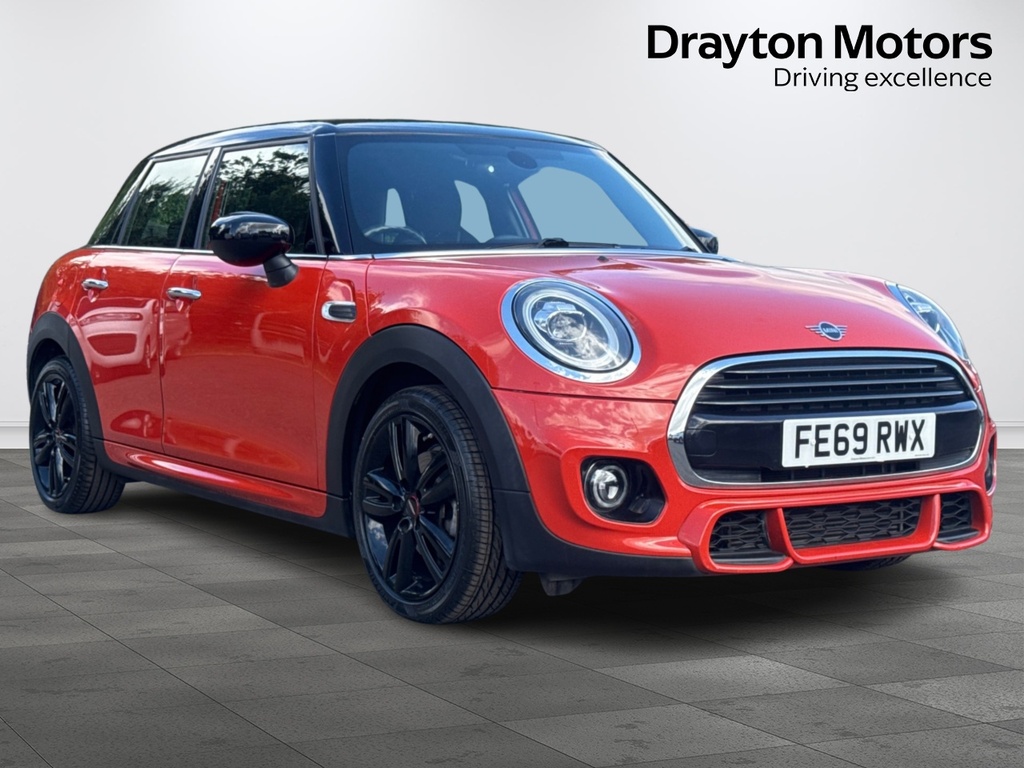 Mini Hatch 1.5 Cooper Sport Hatchback Euro Orange