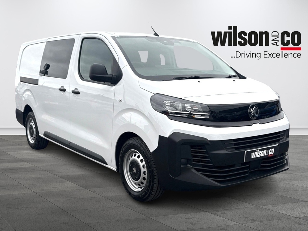 Vauxhall Vivaro 2.0 Turbo D Prime XL Crew Van Double Cab 6Dr Diese White