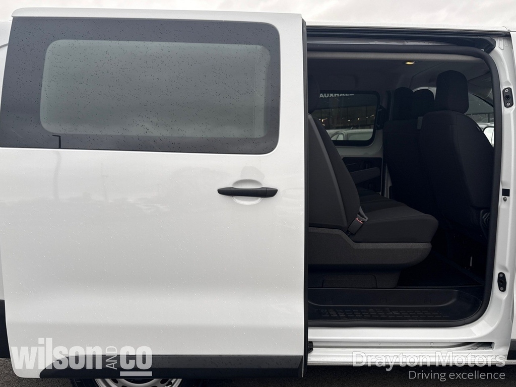 Vauxhall Vivaro XL Vivaro 2.2 Turbo D 150 Pro H1 Van White #32