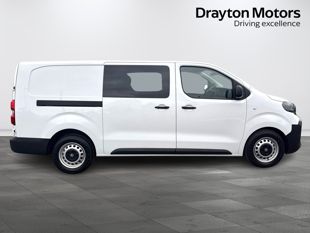 Vauxhall Vivaro XL Vivaro 2.2 Turbo D 150 Pro H1 Van White #9