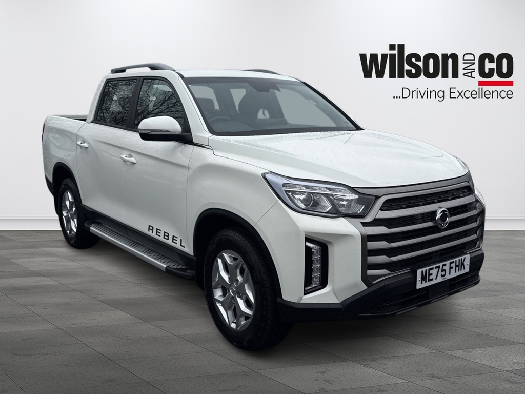 SsangYong Musso 2.2D Rebel Pickup Double Cab 4Wd White