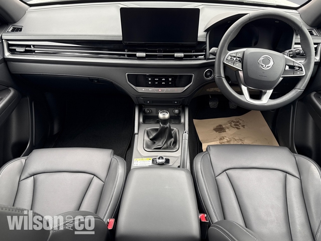 SsangYong Musso 2.2D Rebel Pickup Double Cab 4Wd White #2