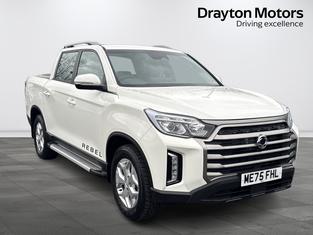 SsangYong Musso 2.2D Rebel Pickup Double Cab 4Wd E White