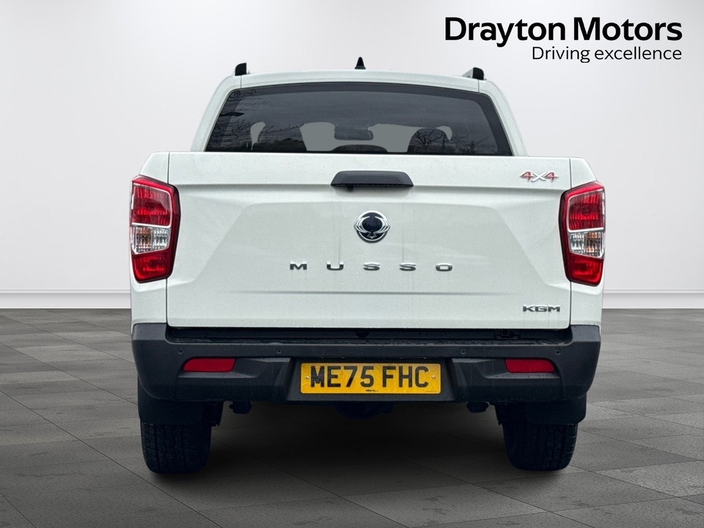 SsangYong Musso 2.2D Saracen Pickup Double Cab 4Wd White #6