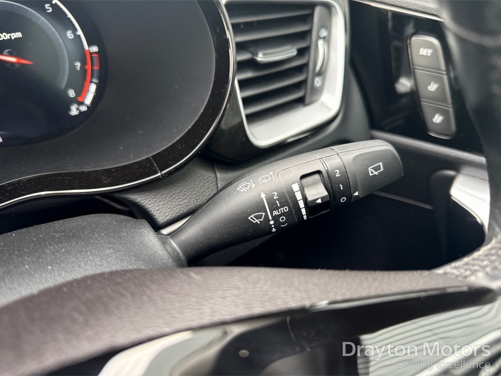 Kia Xceed 1.6 Gdi 8.9Kwh 3 Suv Plug-in Hybrid Dct Black #27