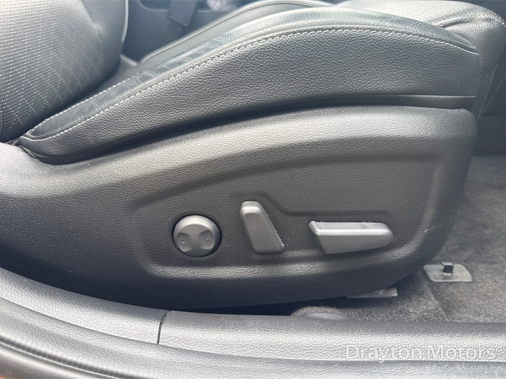 Kia Xceed 1.6 Gdi 8.9Kwh 3 Suv Plug-in Hybrid Dct Black #29