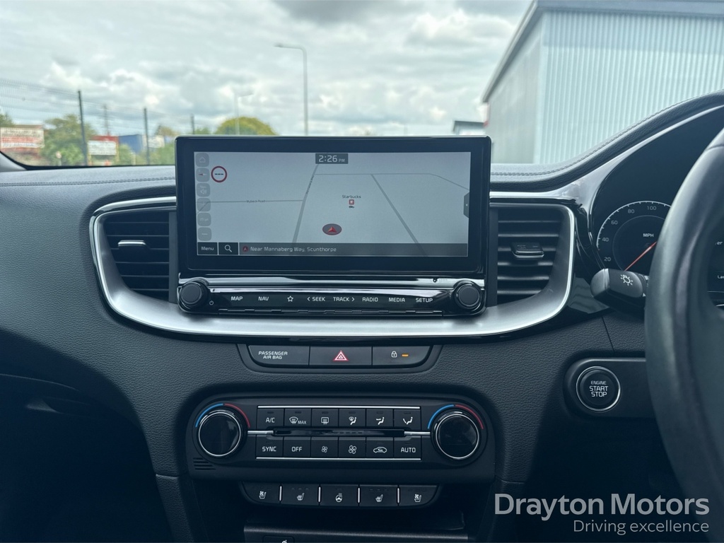 Kia Xceed 1.6 Gdi 8.9Kwh 3 Suv Plug-in Hybrid Dct Black #21