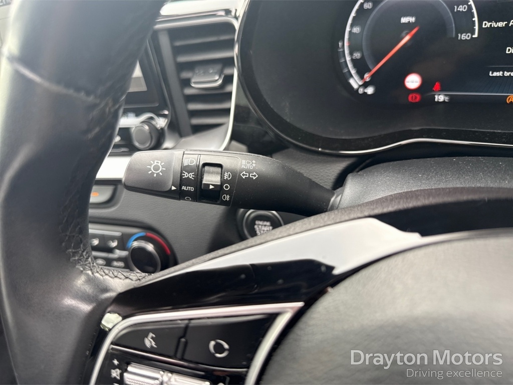 Kia Xceed 1.6 Gdi 8.9Kwh 3 Suv Plug-in Hybrid Dct Black #26