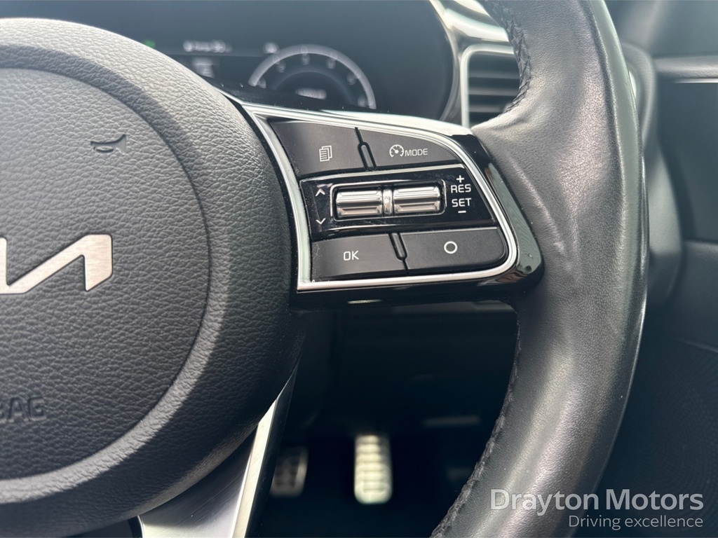 Kia Xceed 1.6 Gdi 8.9Kwh 3 Suv Plug-in Hybrid Dct Black #17