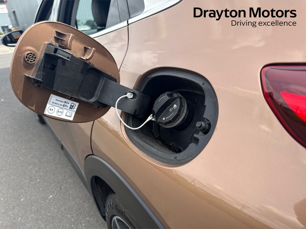 Kia Xceed 1.6 Gdi 8.9Kwh 3 Suv Plug-in Hybrid Dct Black #43