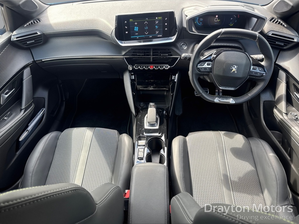 Peugeot e-208 50Kwh Gt Line Hatchback 136 Ps Blue #2
