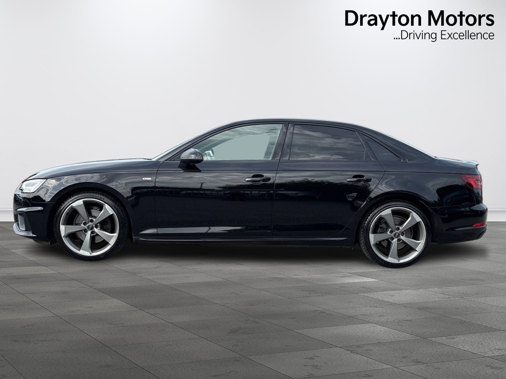 Audi A4 2.0 Tfsi 35 Black Edition Saloon YT19HFX Black #5
