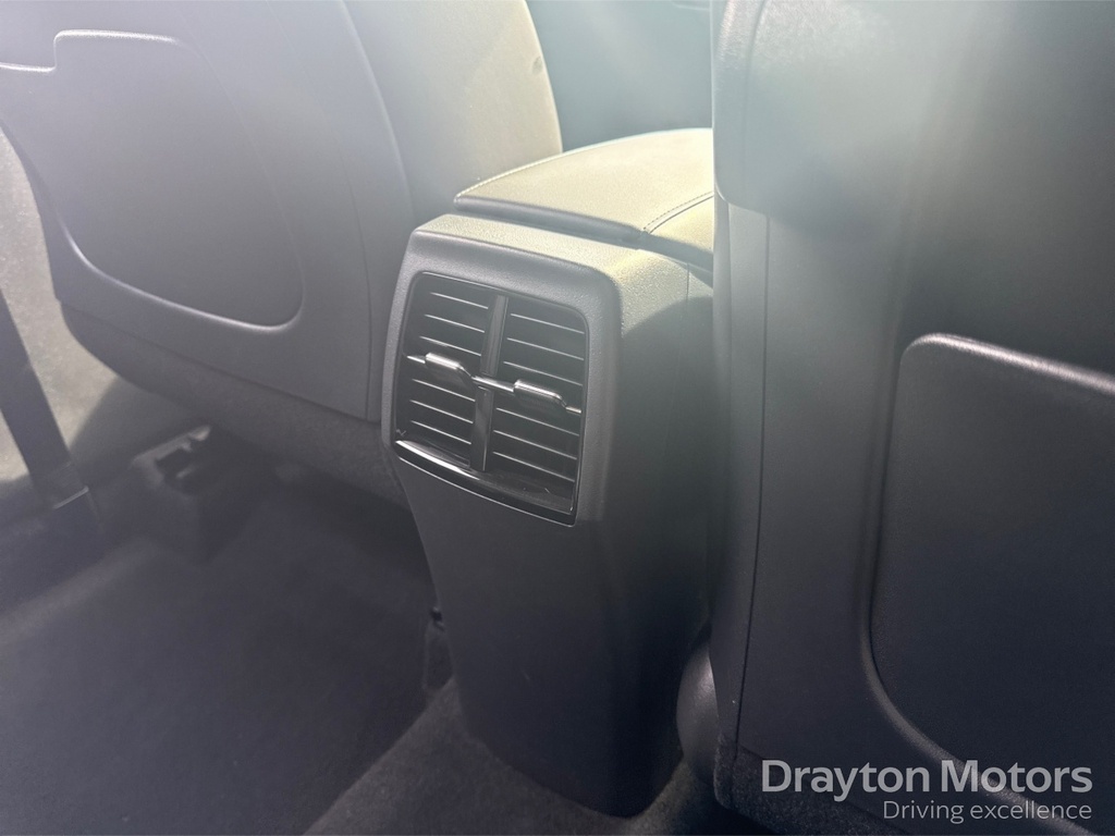 Kia Niro 1.6 Gdi 11.1Kwh 2 Suv Plug In Hybrid Dc Black #32