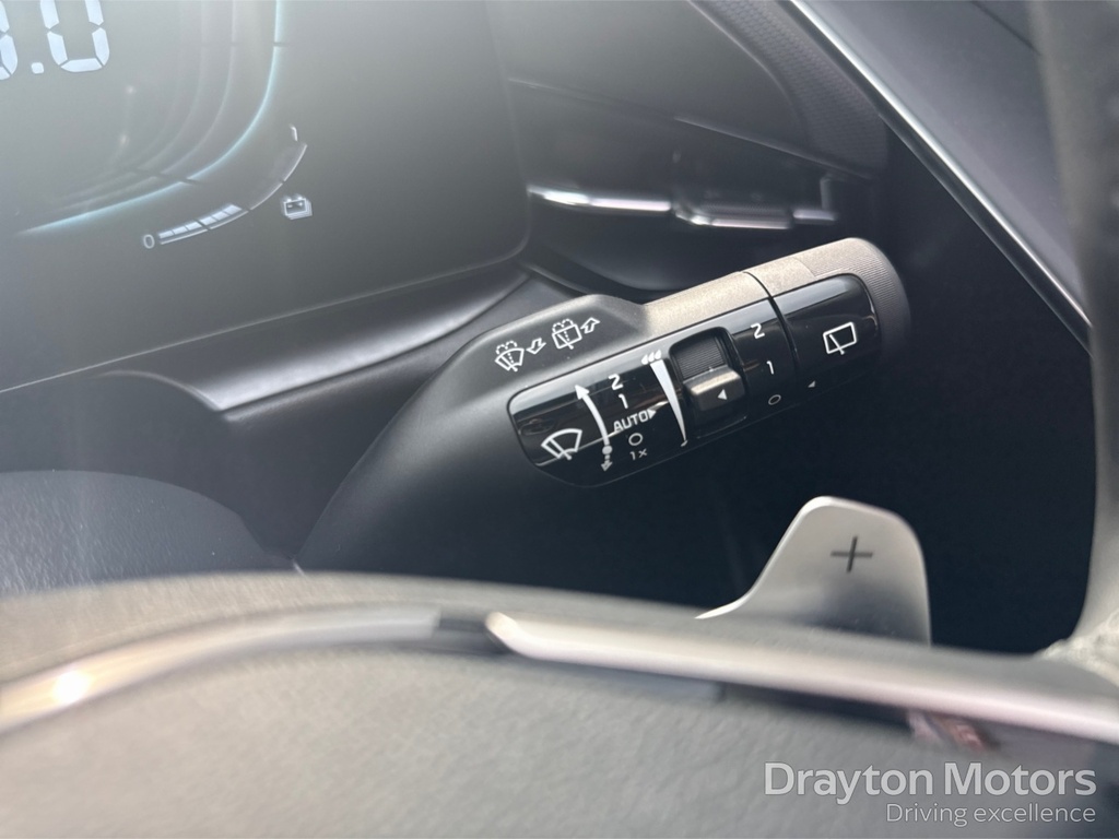 Kia Niro 1.6 Gdi 11.1Kwh 2 Suv Plug In Hybrid Dc Black #28