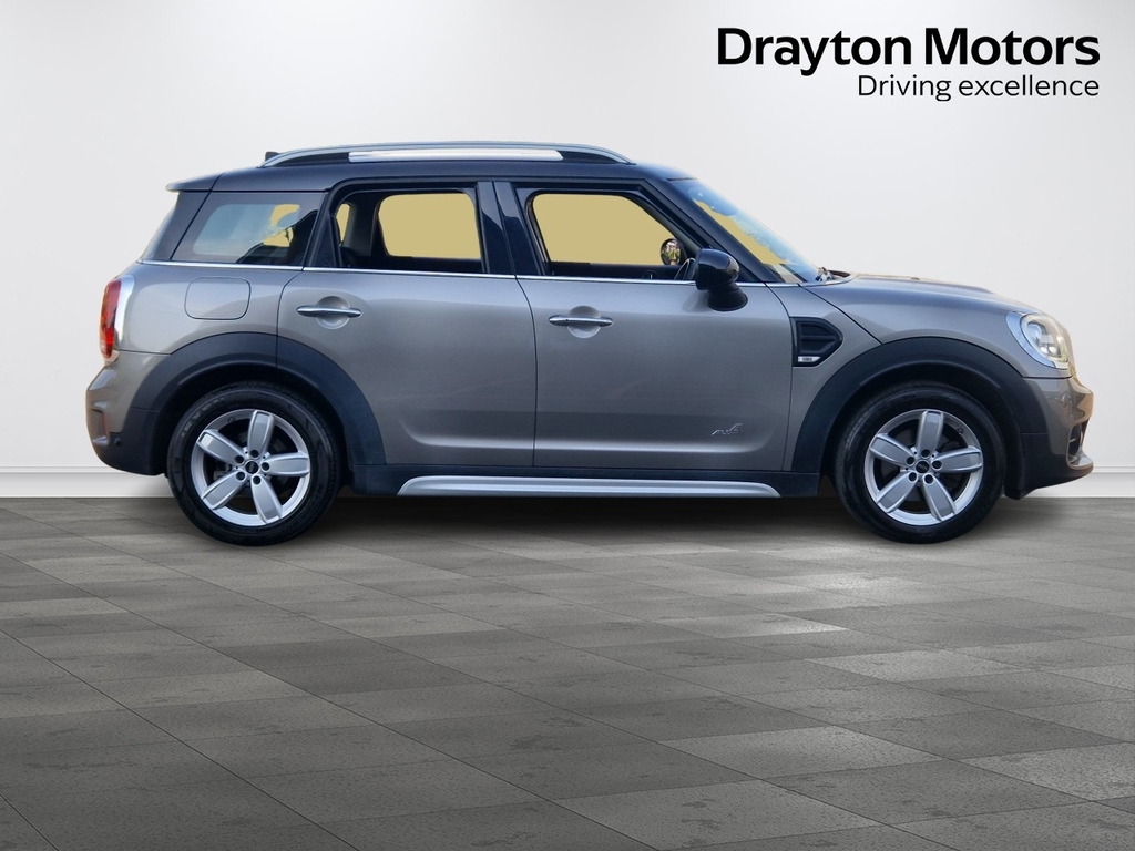 Mini Countryman 1.5 Cooper Suv Euro 6 S S 136 P White #9