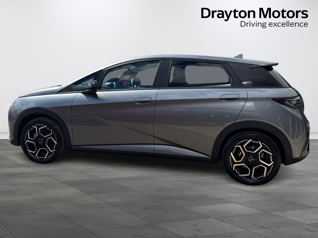 Byd Dolphin 60.48Kwh Design Hatchback 204 P Grey #4