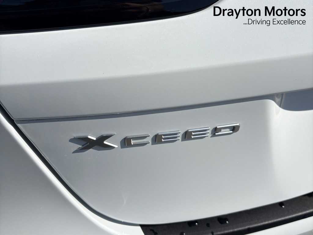 Kia Xceed 1.0 T-gdi Gt-line White #41