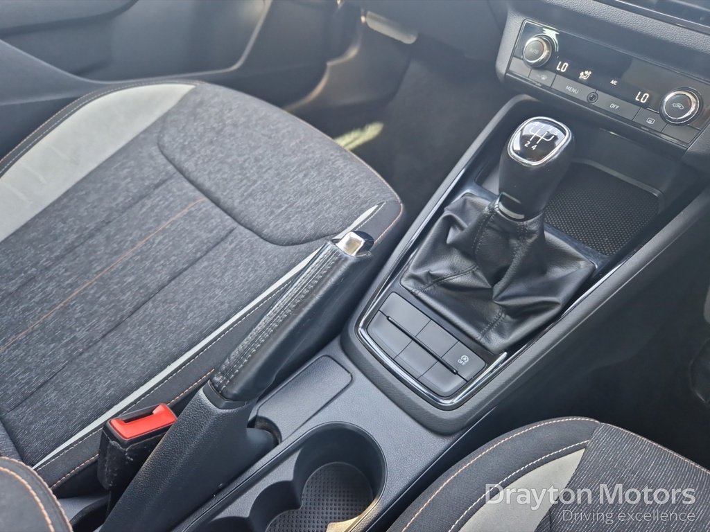 Skoda Kamiq Hatchback  #24