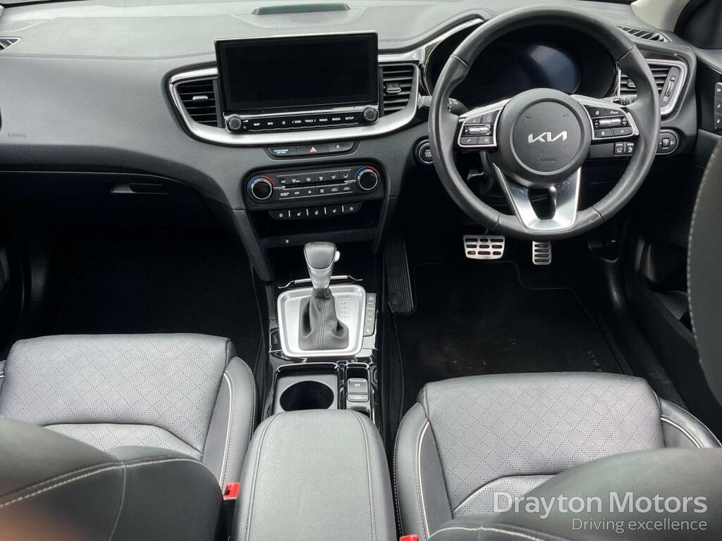 Kia Xceed 1.6 Gdi 8.9Kwh 4 Suv Plug-in Hybrid Dct Grey #2