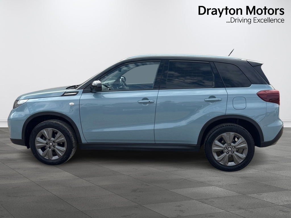 Suzuki Vitara 61Kwh Motion Suv 174 Ps Black #8