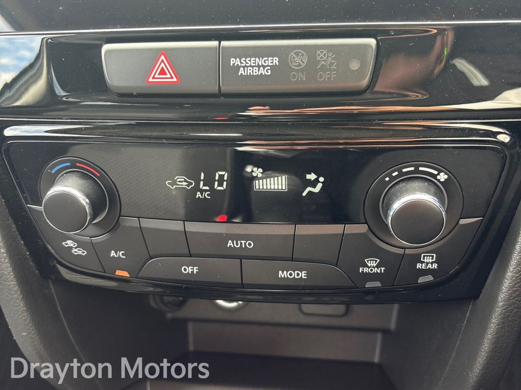 Suzuki Vitara 61Kwh Motion Suv 174 Ps Black #22