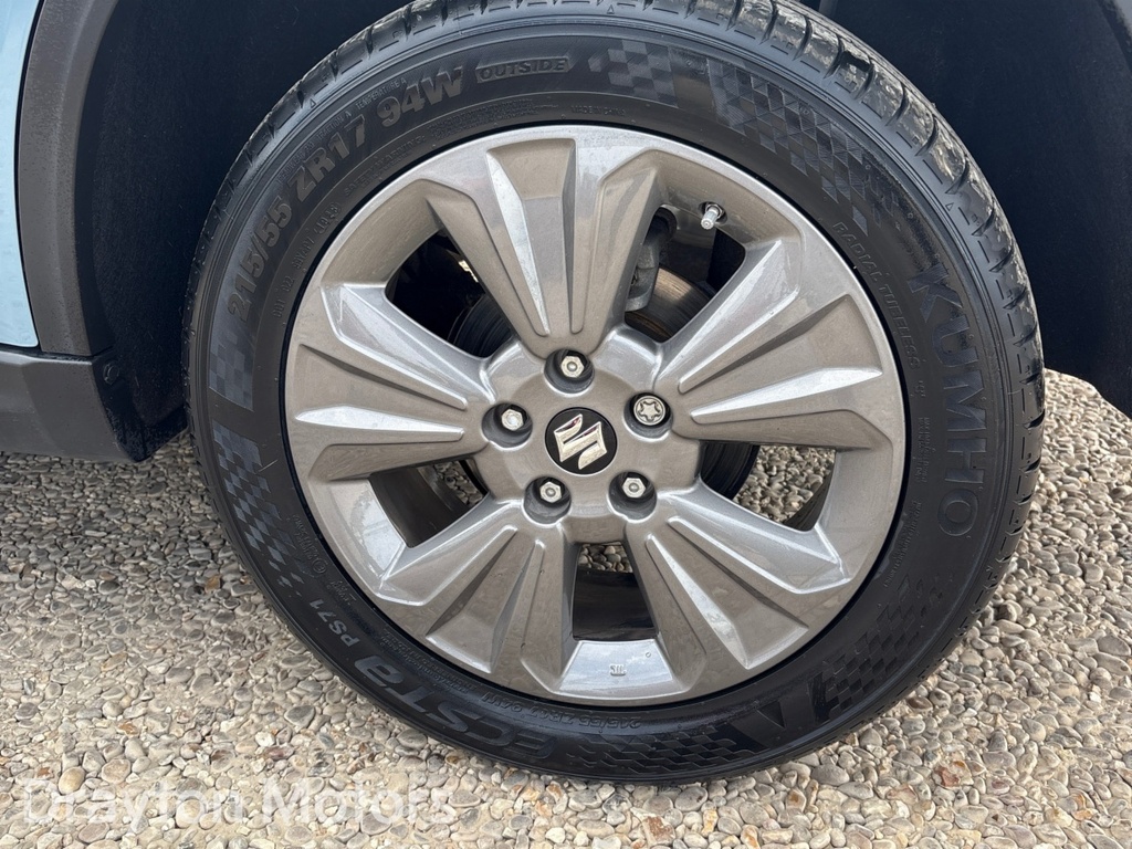 Suzuki Vitara 61Kwh Motion Suv 174 Ps Black #36