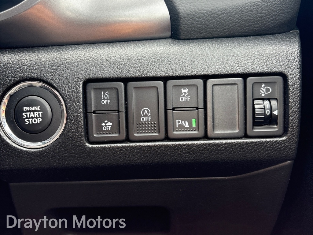 Suzuki Vitara 61Kwh Motion Suv 174 Ps Black #32