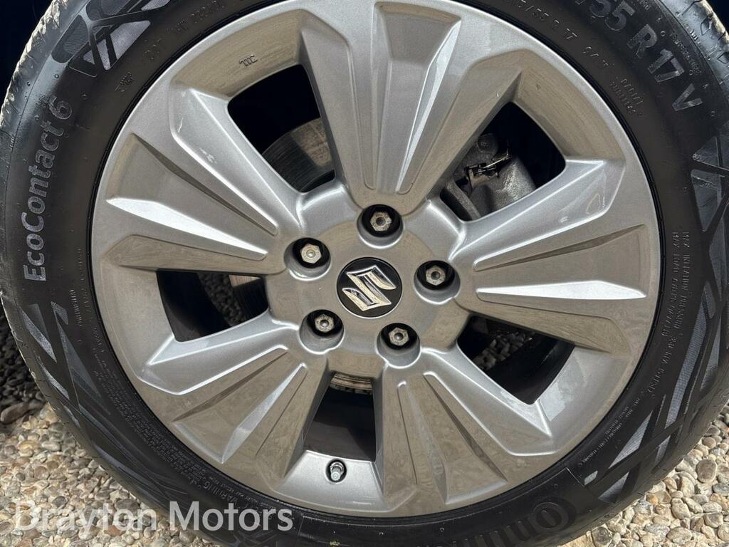 Suzuki Vitara 61Kwh Motion Suv 174 Ps Black #33