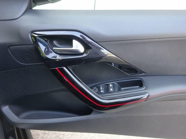 Peugeot 208 Active Silver #27