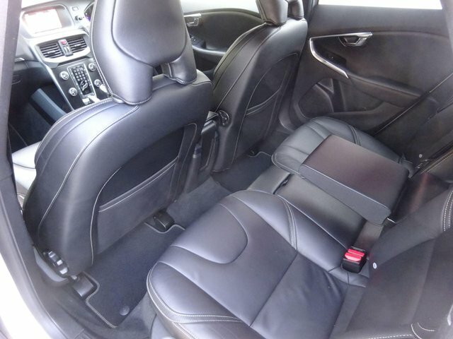 Volvo V40 D2 R-design Blue #19