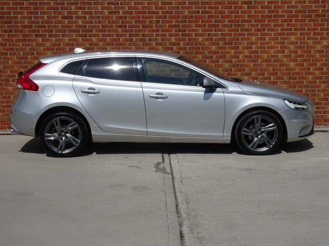 Volvo V40 T2 Gpf R-design Pro Silver #2