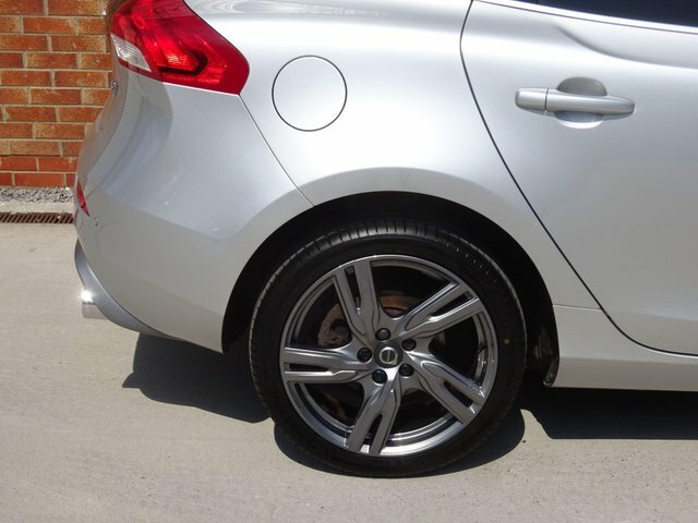 Volvo V40 D2 R-design Blue #11