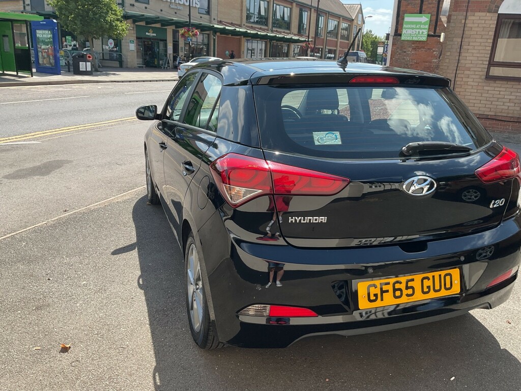 Hyundai I20 1.4 Crdi Se GF65GUO Black #4
