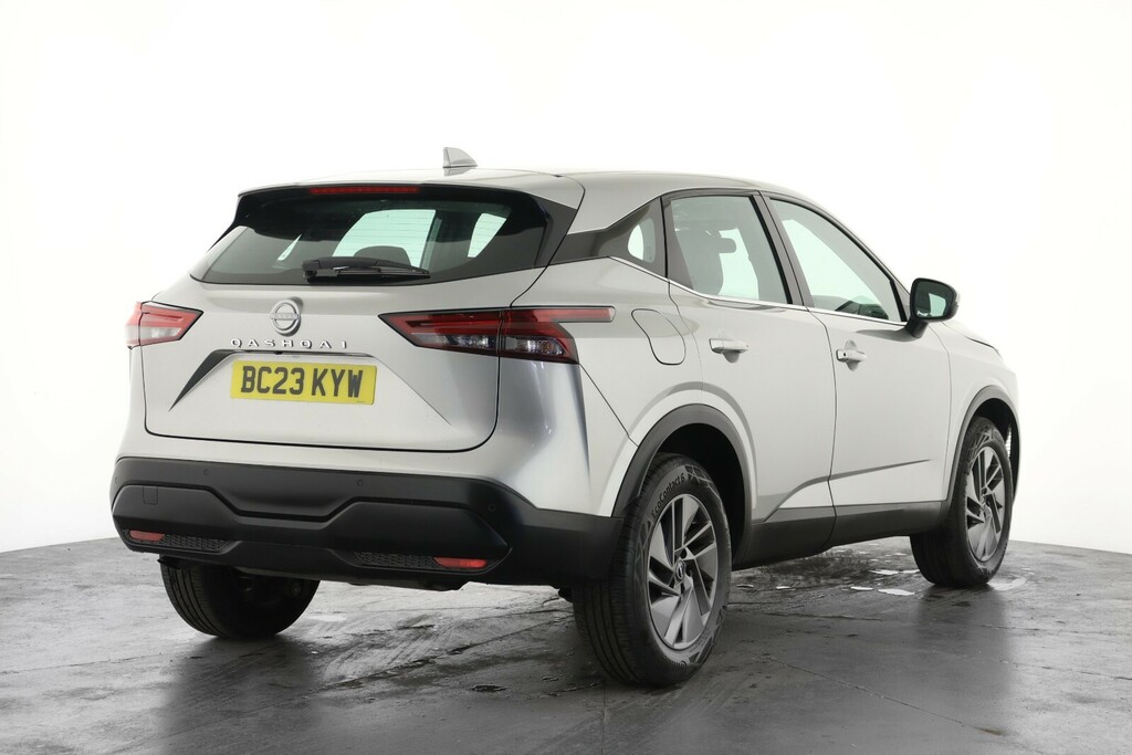 Nissan Qashqai 1.3 Dig-t Mh Acenta Premium BC23KYW Silver #3
