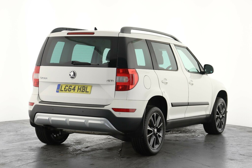 Skoda Yeti 1.2 Tsi Elegance Dsg White #2