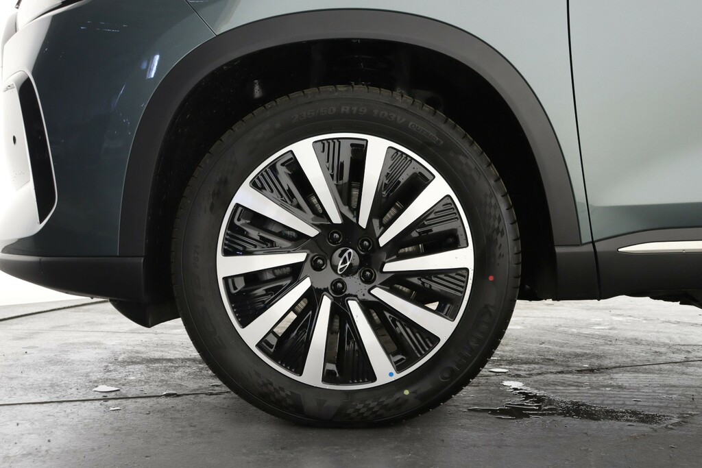 Chery Tiggo 8 1.5T 18.4Kwh Summit Suv Plug-in Hybrid Black #9