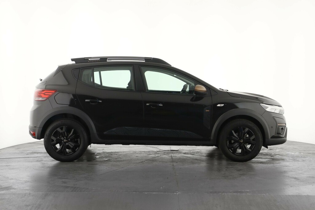 Dacia Sandero Stepway 1.0 Tce Extreme Cvt Black #4