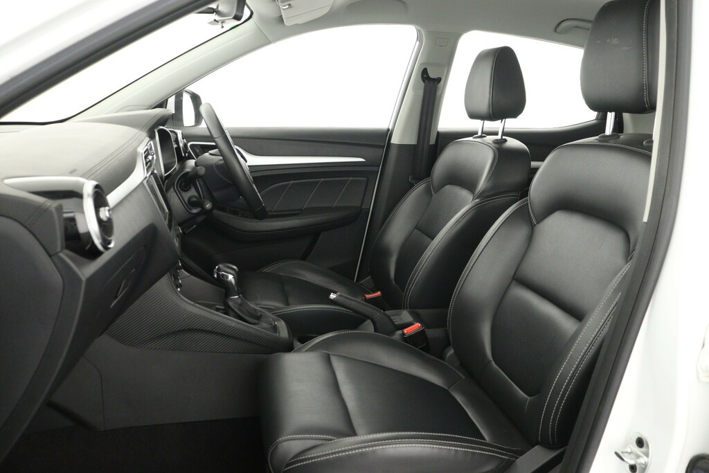 MG ZS Zs Exclusive White #10