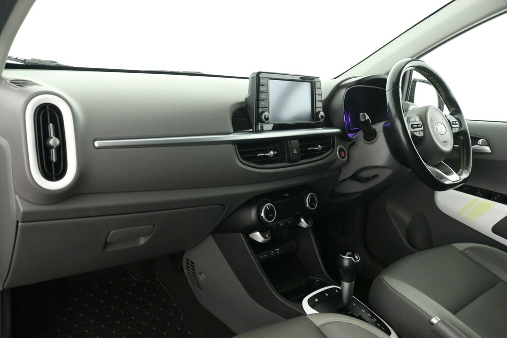 Kia Picanto 2 White #11