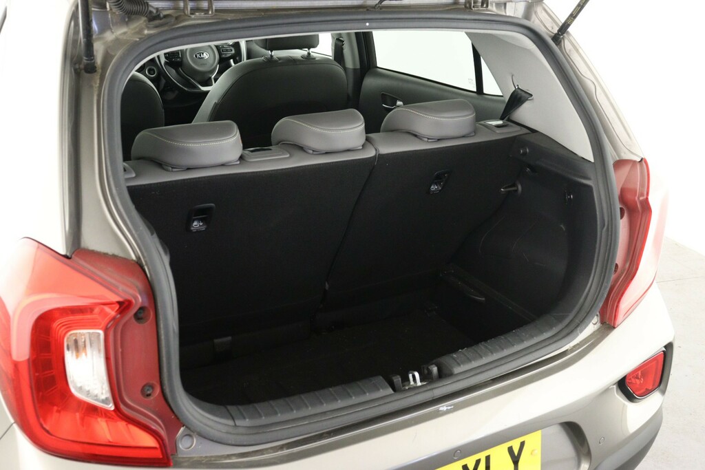 Kia Picanto 2 White #9