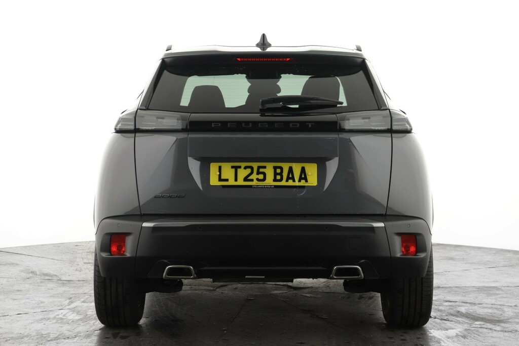 Peugeot 2008 1.2 Puretech 130 Allure Eat8 Grey