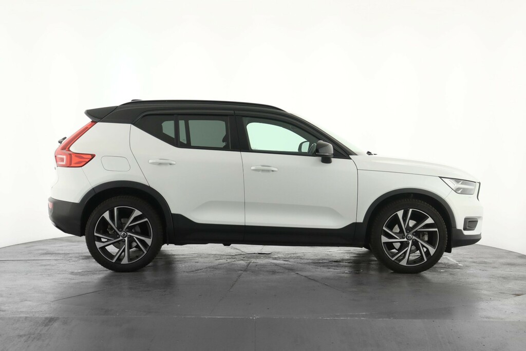 Volvo XC40 2.0 B4p R Design Pro White #4