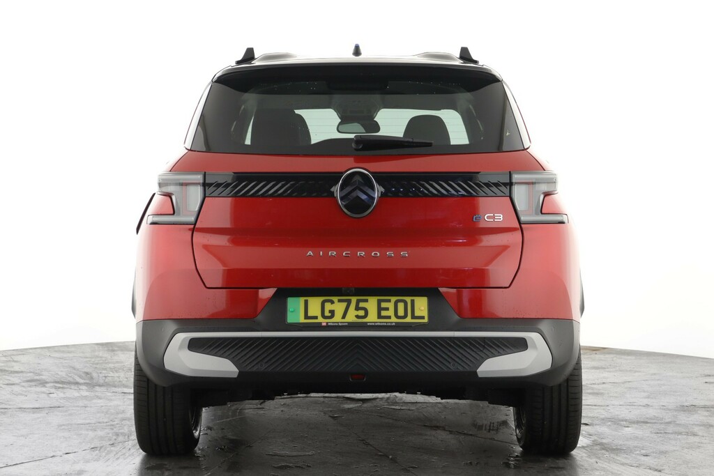 Citroen C3 Aircross 83Kw Standard Range Max 44Kwh LG75EOL Red #2
