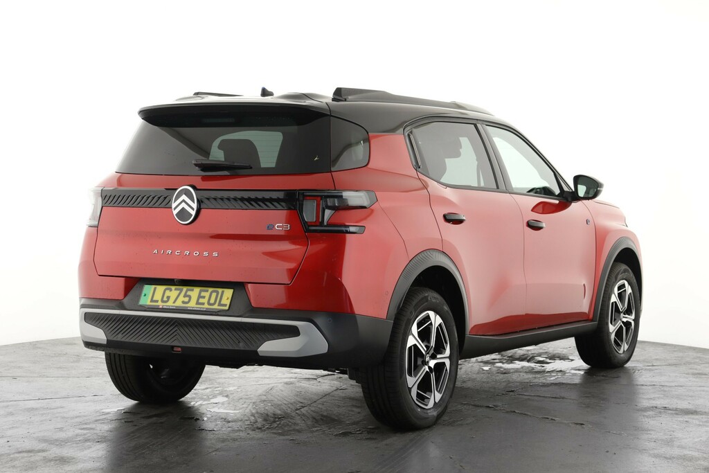 Citroen C3 Aircross 83Kw Standard Range Max 44Kwh LG75EOL Red #3
